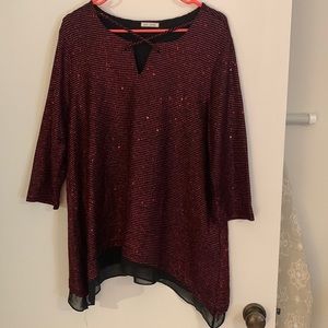 Lane Bryant Size 1X, red/black holiday top.  Perfect for those upcoming parties.